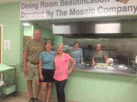 Panther Hollow volunteers at Charlotte County Homeless Coalition.